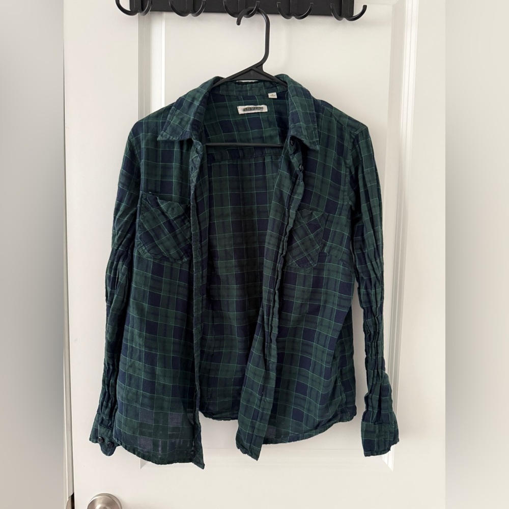 Orvis Green and Navy Plaid Casual Button-Down Shirt